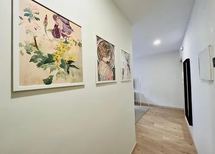 Feeling Lope De Fenar アパート レオン